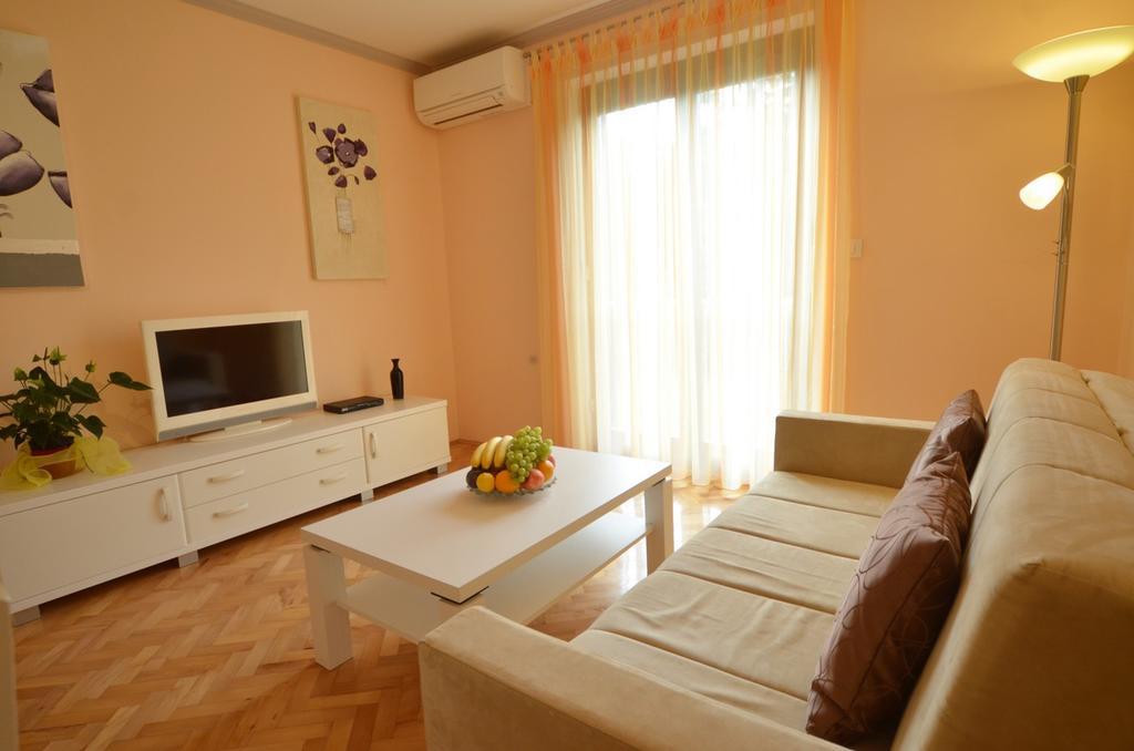 Apartments Benussi 1045 Ровин Екстериор снимка