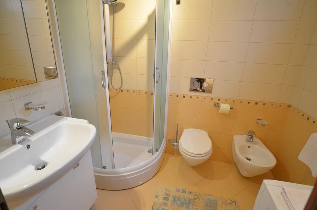 Apartments Benussi 1045 Ровин Екстериор снимка
