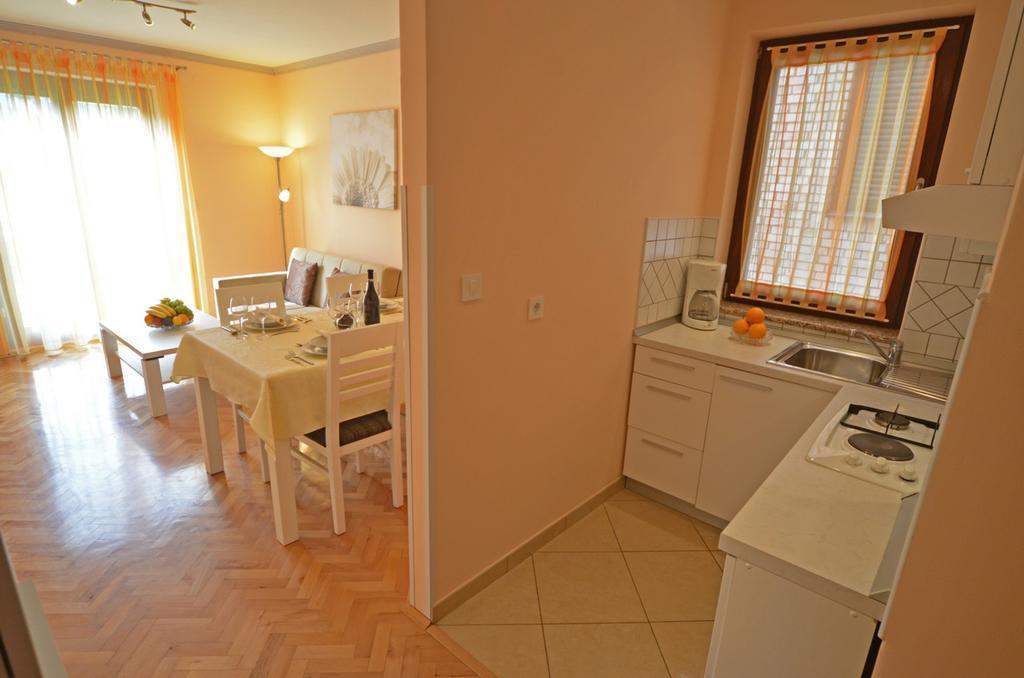 Apartments Benussi 1045 Ровин Екстериор снимка