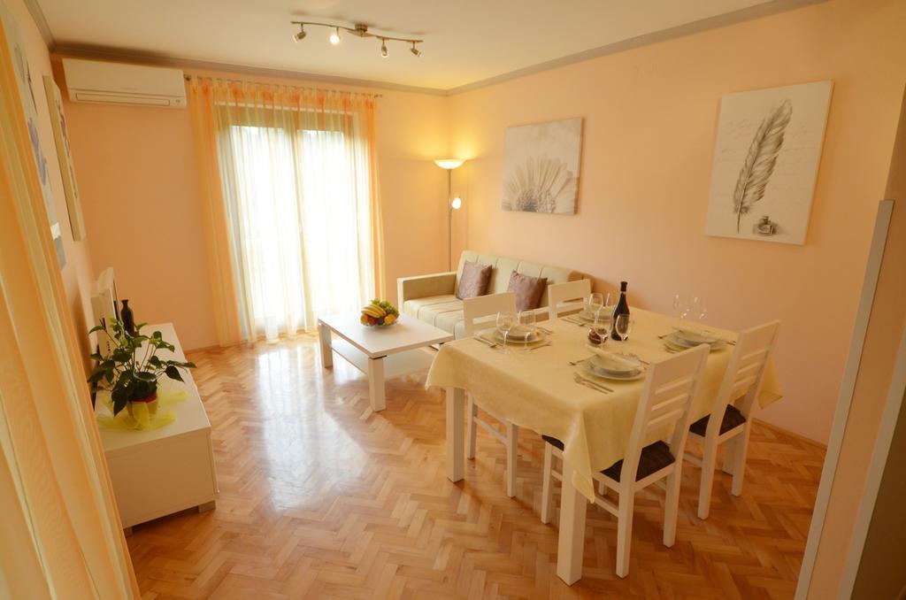 Apartments Benussi 1045 Ровин Екстериор снимка